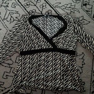 Quarter sleeve blouse